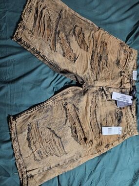 Legacy Distressed Tan/Brown Men's Denim Shorts